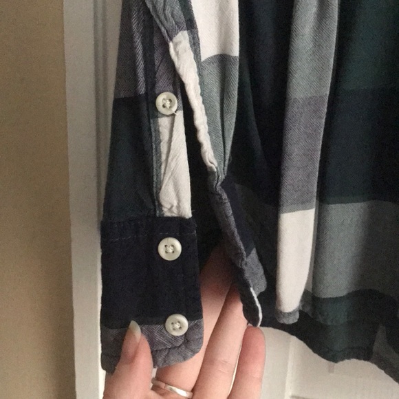 Green and white plaid flannel style button up - Picture 3 of 4